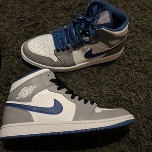 White,black,grey jordan 1 true blue